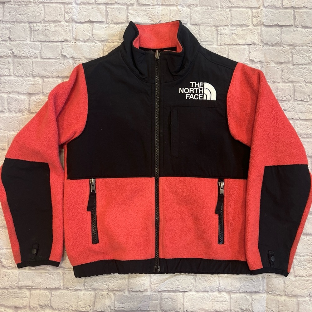 The North Face Denali Jacket- XS Youth- Retro ‘95 - Pink - Great condition!